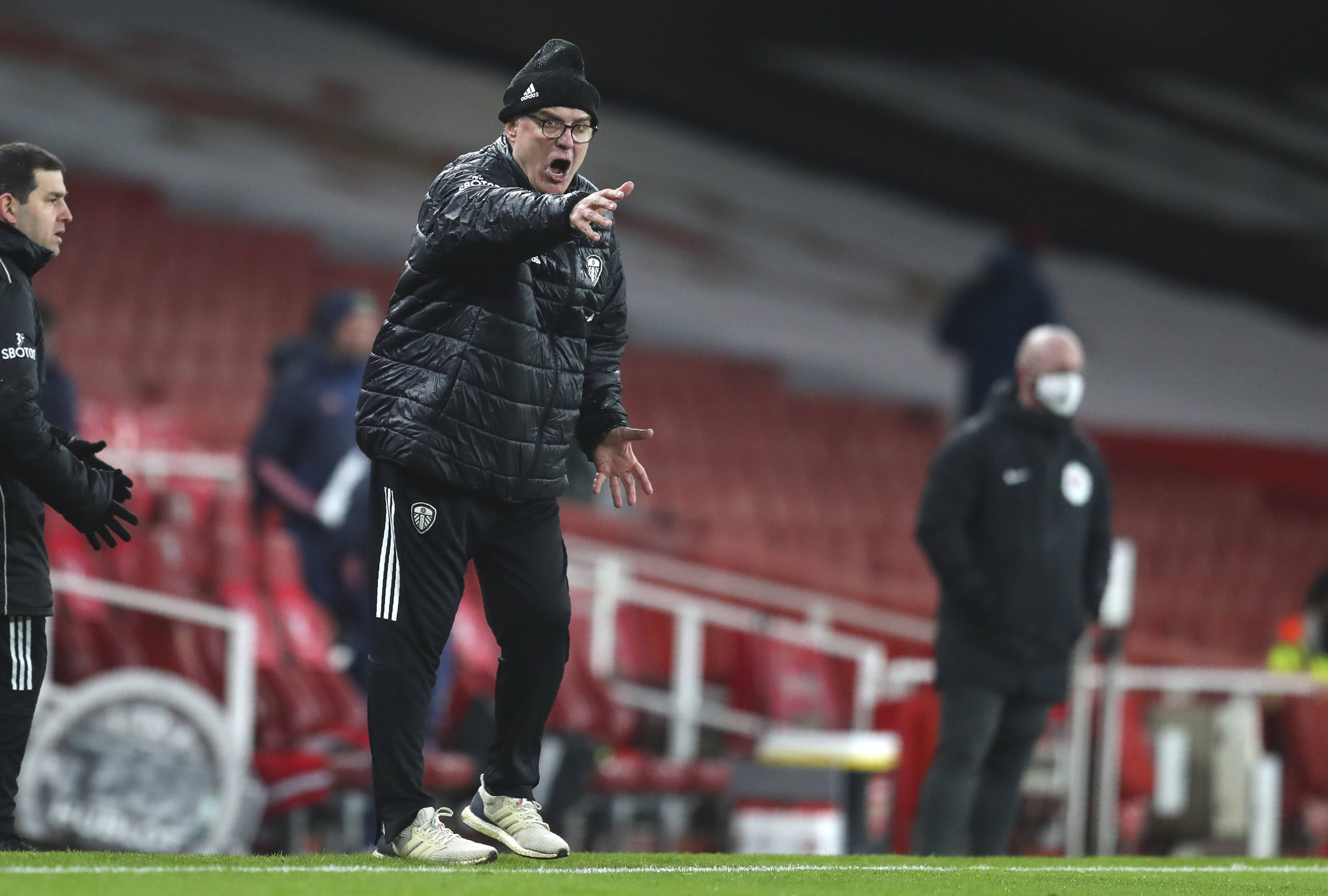 还是关键时 还是关键时